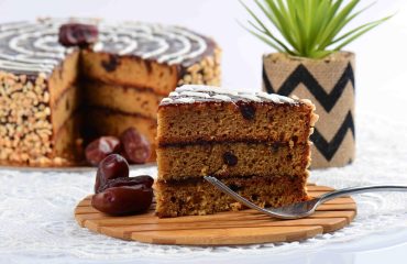 date-cake-4071990_1280 Sweet Cake with Dates